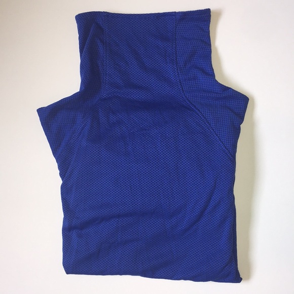 Oiselle XS long sleeve running shirt - Picture 8 of 9